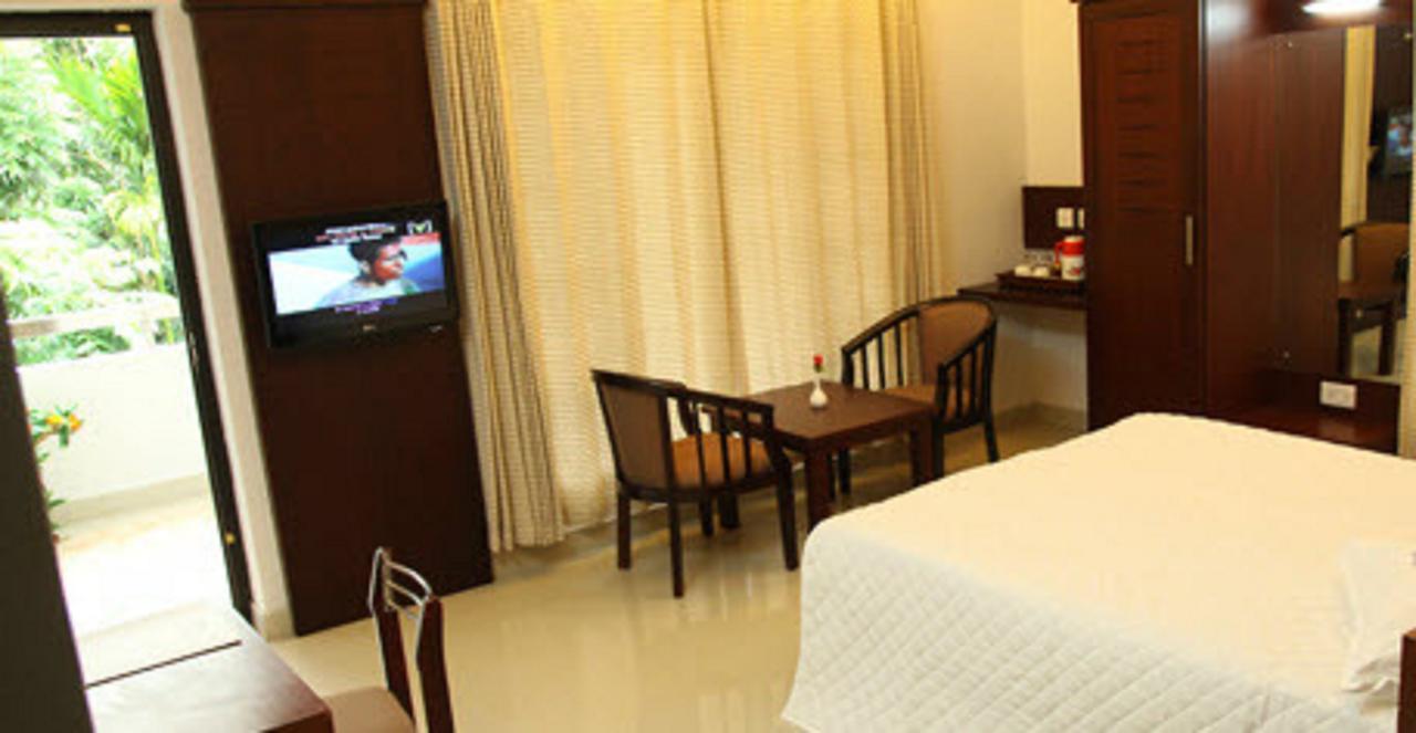 Hotel Soorya Regency Malappuram Exterior photo